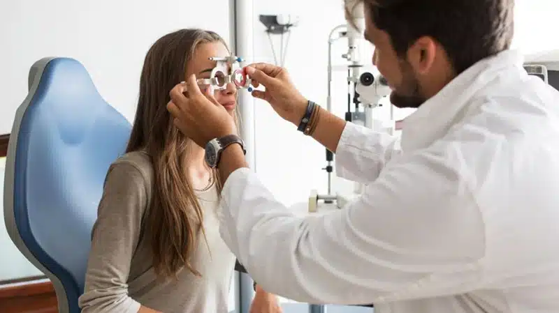 Choisir le bon professionnel pour vos yeux à Montreuil