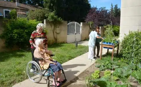 Comment choisir un EHPAD dans le pays de Loire